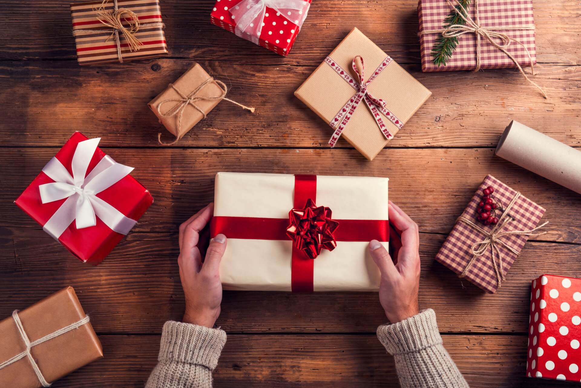 As a part of Christmas preparation for ecommerce stores, you might send some small gifts along with customets' orders